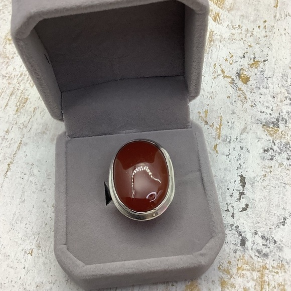 Carnelian and Sterling silver signed unisex ring. - Picture 2 of 7